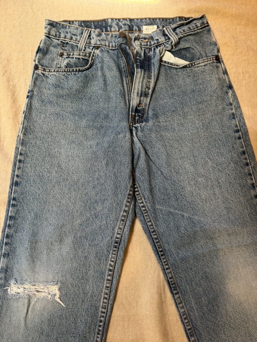 Y2K Vintage Levi’s Orange Tab 560 | Taper Leg Size 27 Distressed Medium Wash - Picture 3 of 8